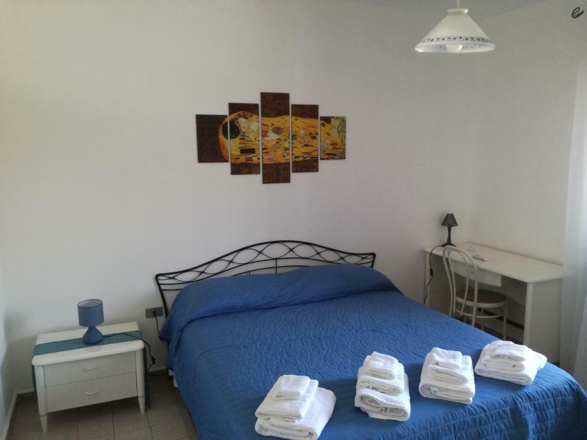 Sunset Flat Apartment อิโซลา เดลเล เฟมมิเน ภายนอก รูปภาพ